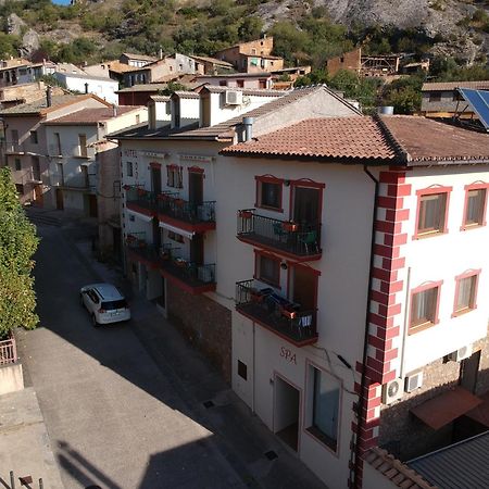 Apartamentos Casa Domenc Aren المظهر الخارجي الصورة