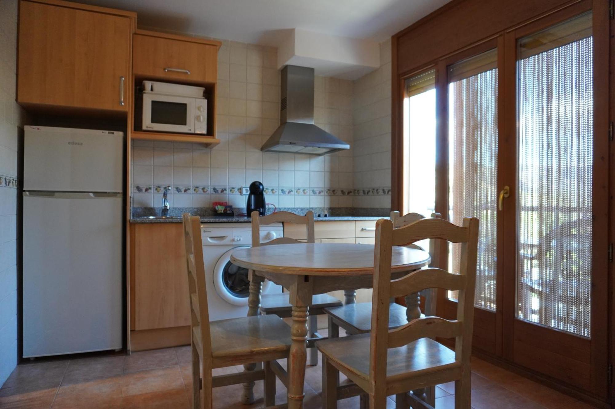 Apartamentos Casa Domenc Aren المظهر الخارجي الصورة
