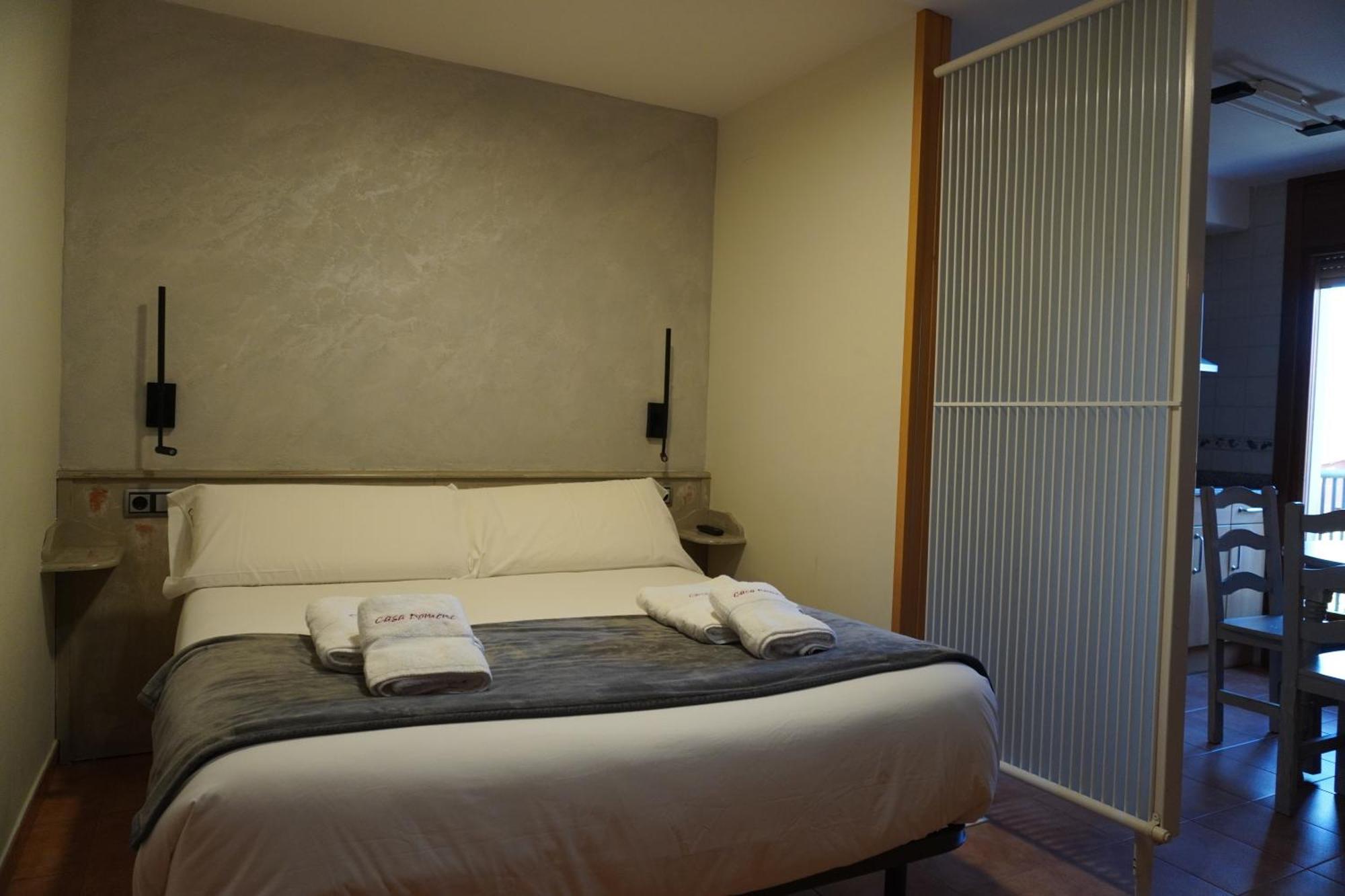 Apartamentos Casa Domenc Aren المظهر الخارجي الصورة