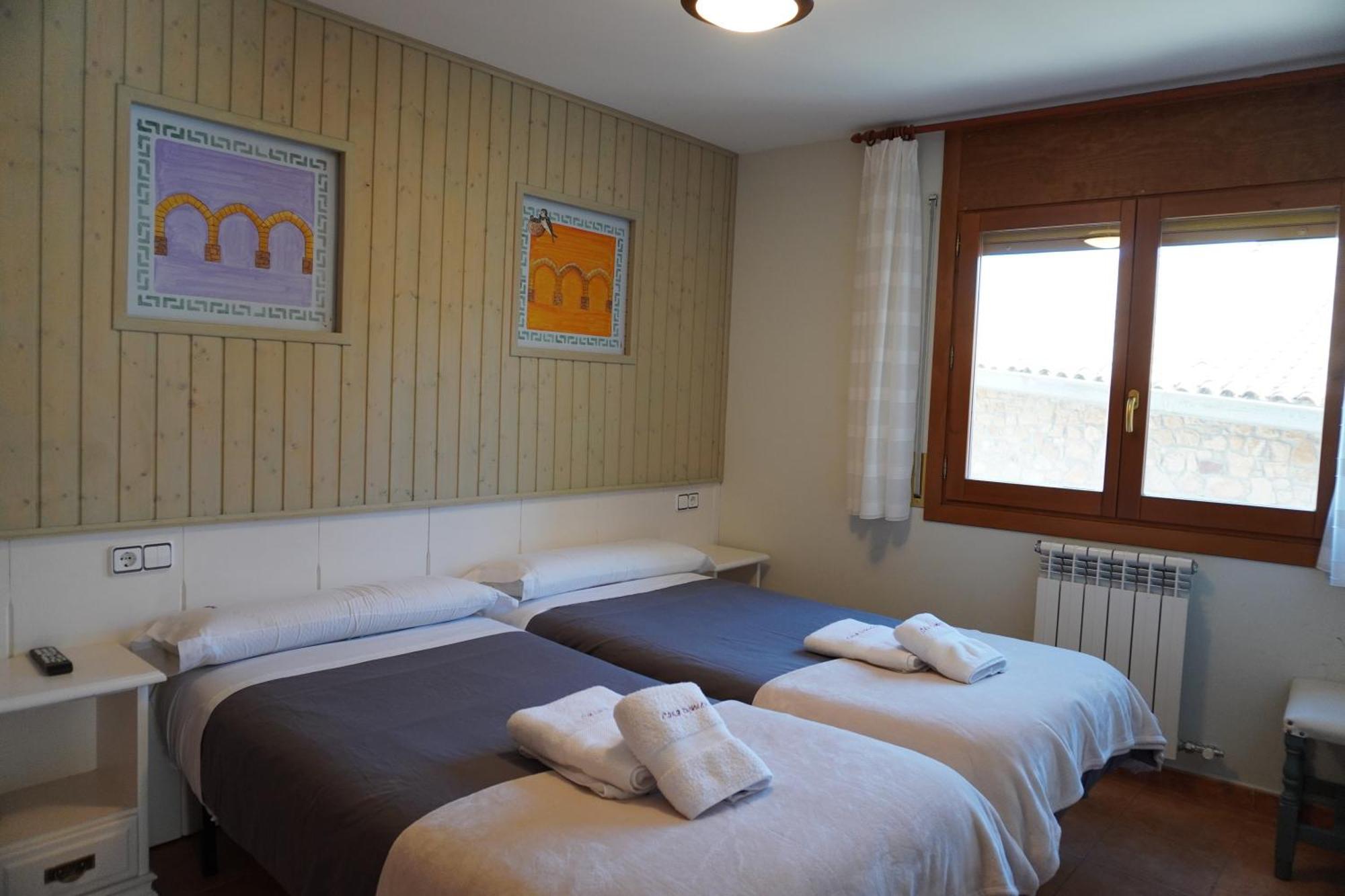 Apartamentos Casa Domenc Aren المظهر الخارجي الصورة